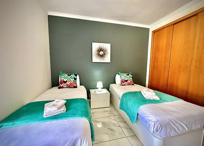 Vilamoura Prestige 2 With Pool By Homing